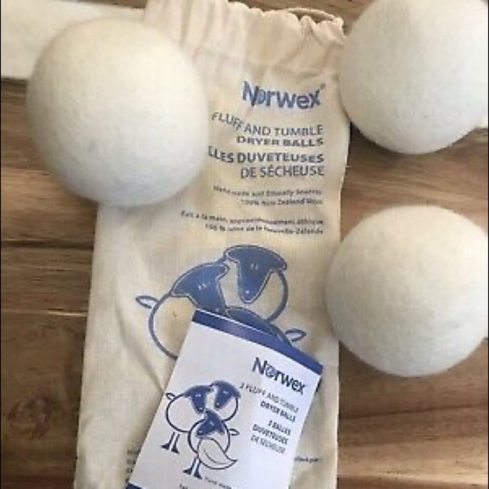 NEW NORWEX 3 FLUFF & TUMBLE DRYER BALLS 100% WOOL